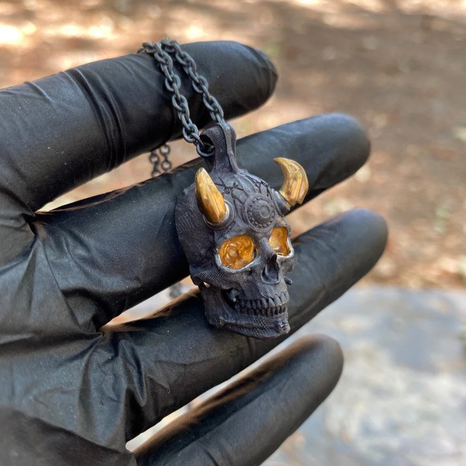 TechSkull.3 Pendant with Gold Detail - Image 3